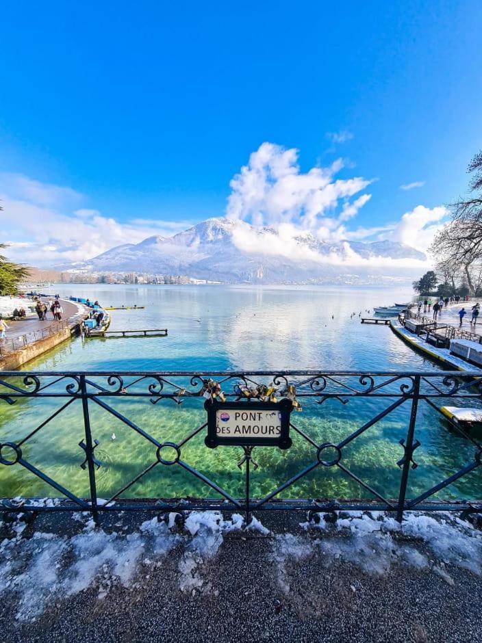 Appartement Hypercentre A 2 Min Du Lac Annecy Exterior foto